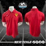 Ferrari F1 Rojo Cuello Tipo Polo con zipper