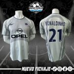 Ronaldinho Adulto PSG 01/02 Visita
