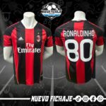 Ronaldinho Adulto AC Milan 10/11 Local