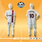 Ronaldinho niño PSG 02/03 Visita