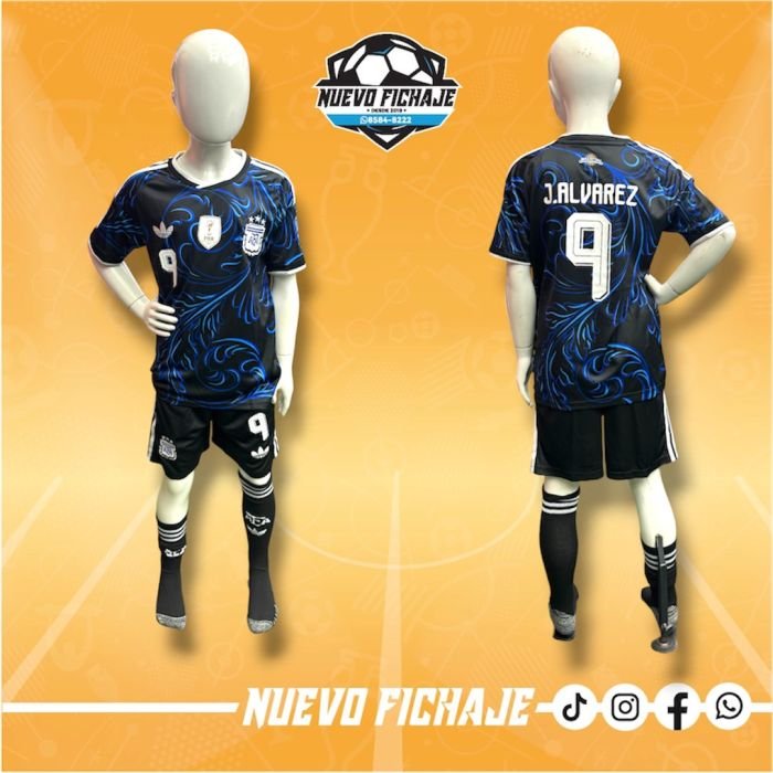 Fan_62 Julian Alvarez niño Argentina Visita Mundial 2026 - Imagen 1